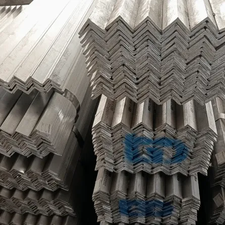 Ferro d'angle metàl·lic JIS